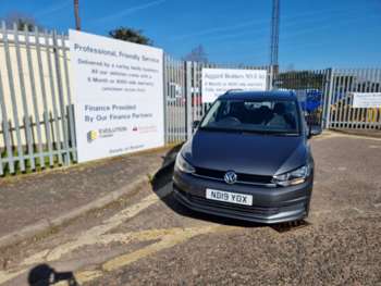Used Volkswagen Touran 2019 for sale - 74952809: Photo