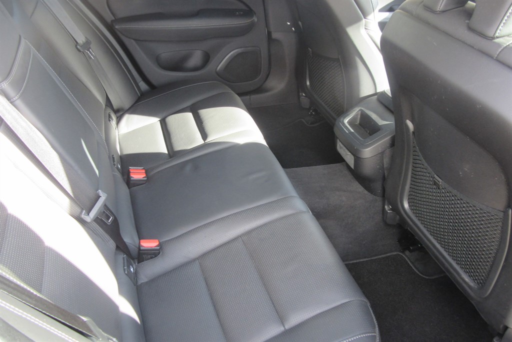 Used Volvo V60 2018 for sale - 77504668: Photo 15