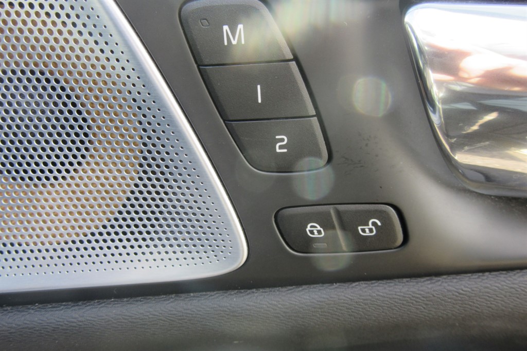 Used Volvo V60 2018 for sale - 77504668: Photo 20