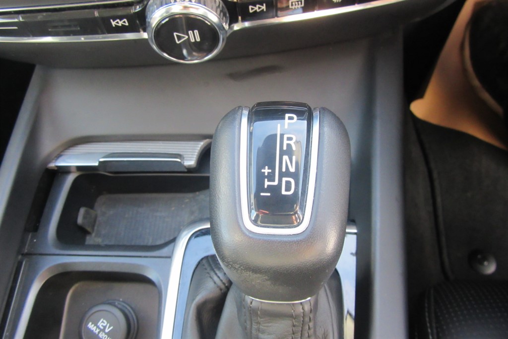 Used Volvo V60 2018 for sale - 77504668: Photo 24