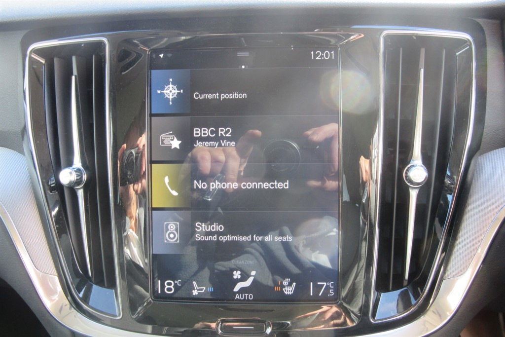 Used Volvo V60 2018 for sale - 77504668: Photo 25