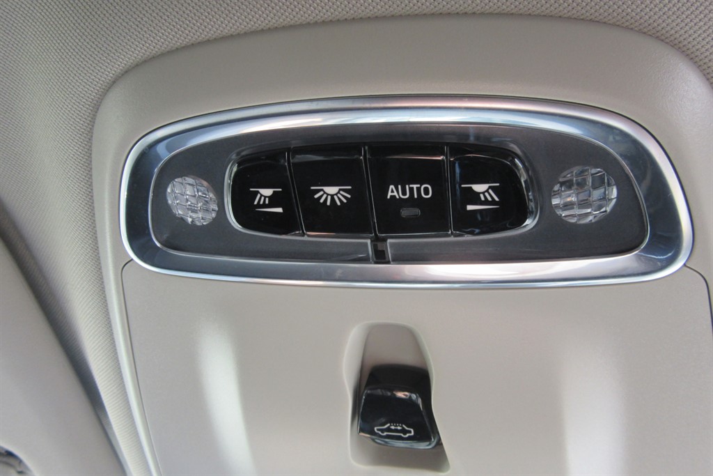 Used Volvo V60 2018 for sale - 77504668: Photo 29