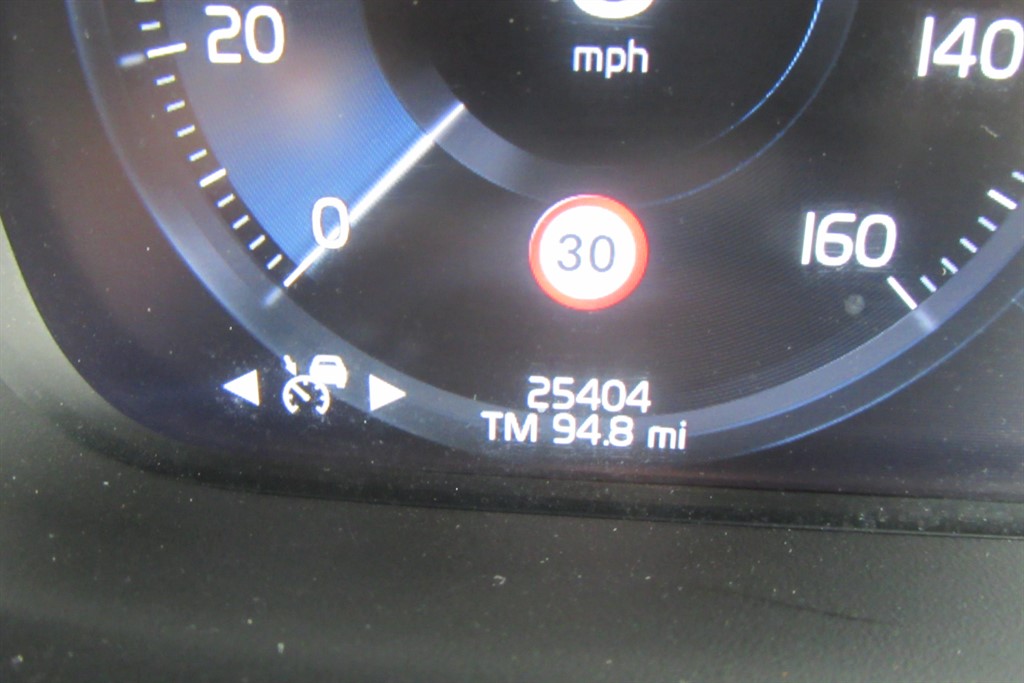 Used Volvo V60 2018 for sale - 77504668: Photo 30