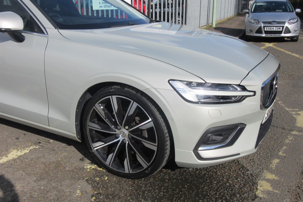 Used Volvo V60 2018 for sale - 77504668: Photo 7