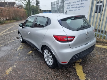 Used Renault Clio 2017 for sale - 75571483: Photo