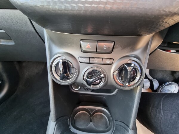 Used Peugeot 208 2017 for sale - 75572139: Photo 10