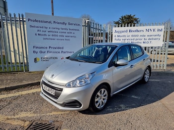 Used Peugeot 208 2017 for sale - 75572139: Photo