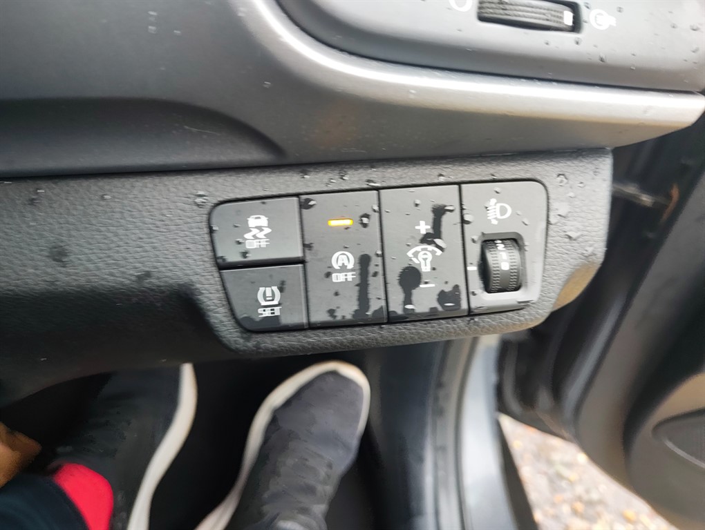 Used Kia Stonic 2022 for sale - 77106230: Photo 12