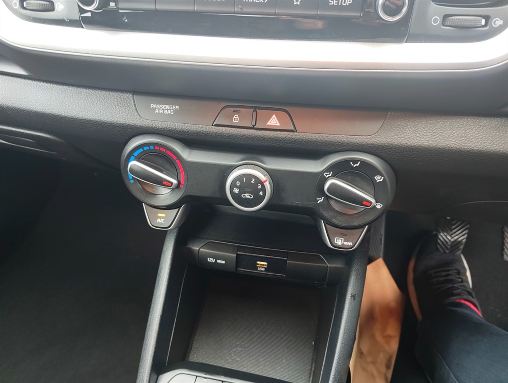 Used Kia Stonic 2022 for sale - 77106230: Photo 14