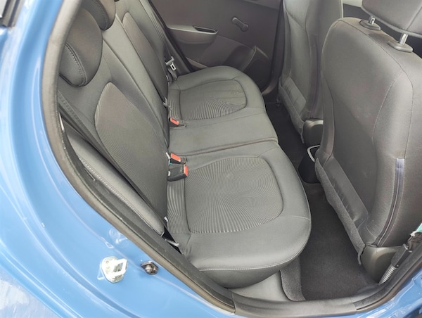 Used Hyundai i10 2017 for sale - 75571598: Photo 7