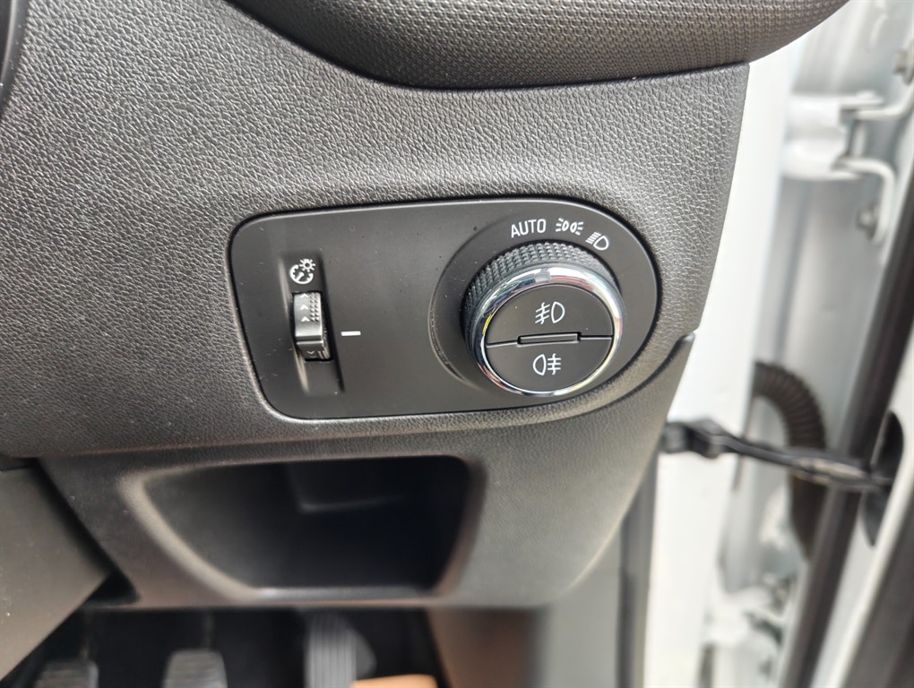 Used Vauxhall Crossland 2022 for sale - 75852719: Photo 19