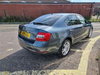 Used Skoda Octavia 2019 for sale - 74952715: Photo