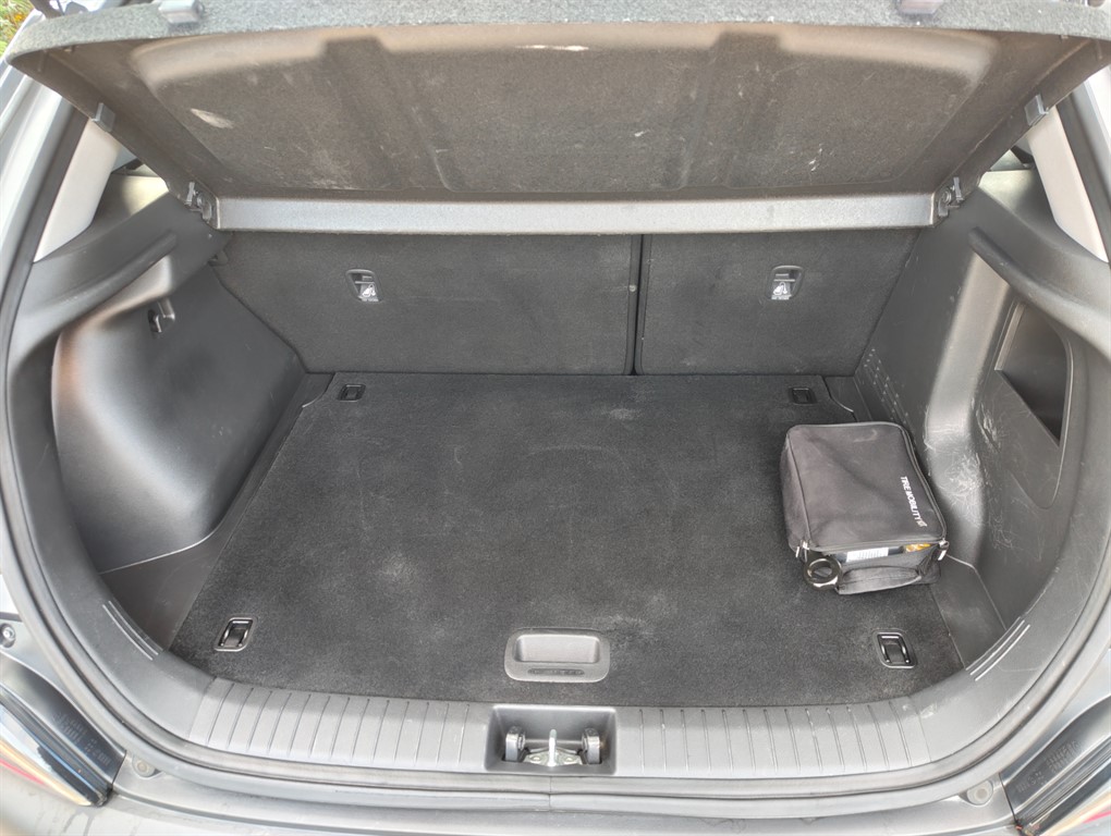Used Hyundai KONA 2022 for sale - 76332364: Photo 6