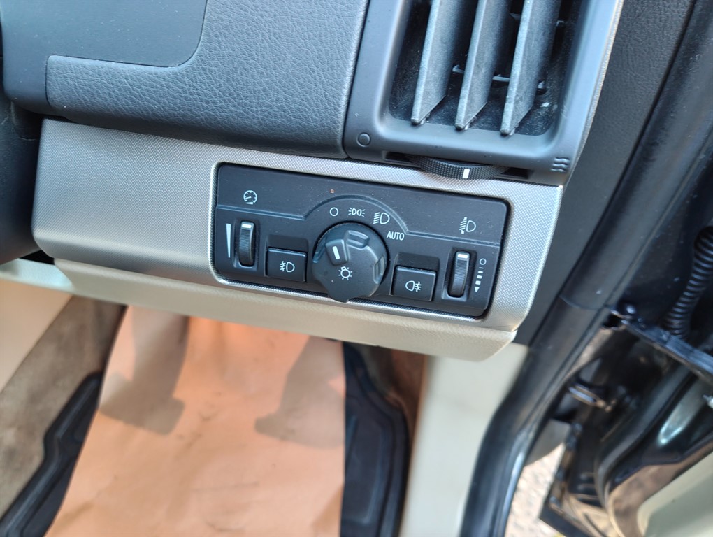 Used Land Rover Freelander 2011 for sale - 76948689: Photo 10