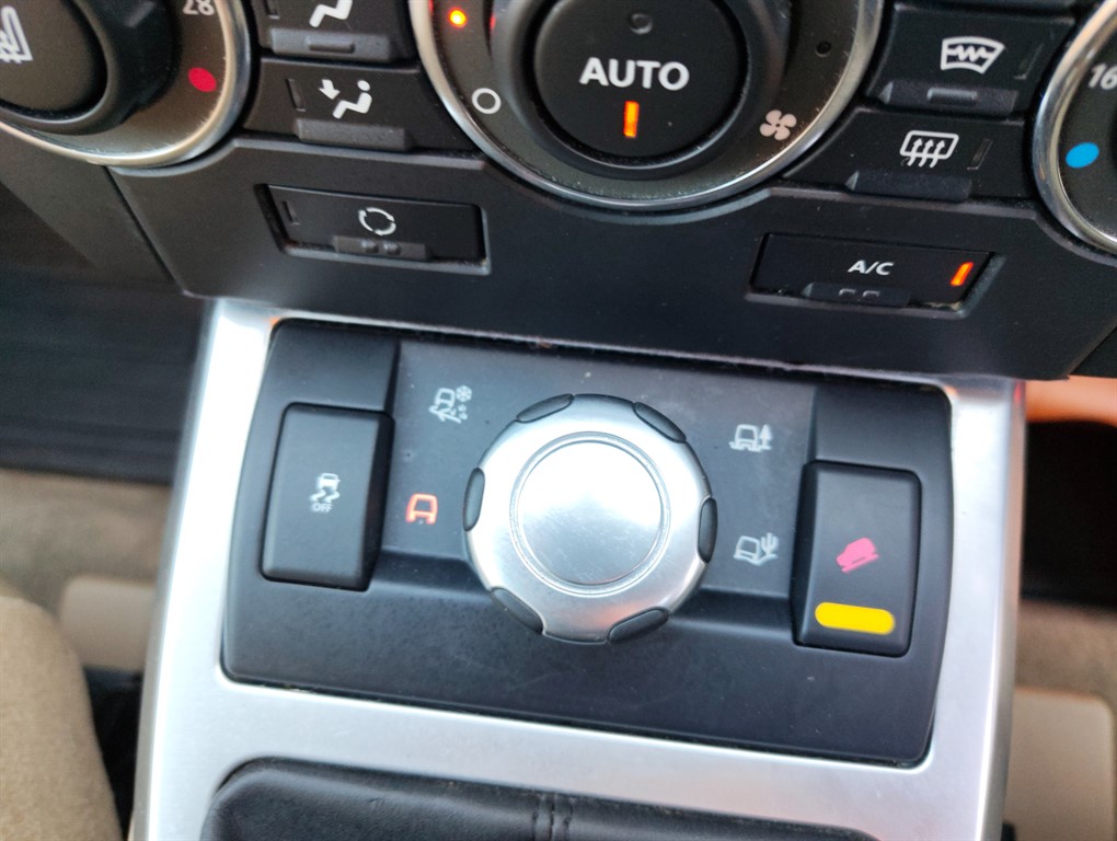 Used Land Rover Freelander 2011 for sale - 76948689: Photo 11