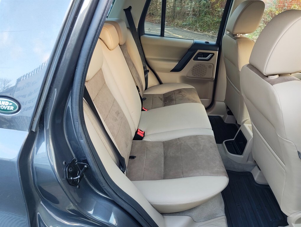 Used Land Rover Freelander 2011 for sale - 76948689: Photo 7