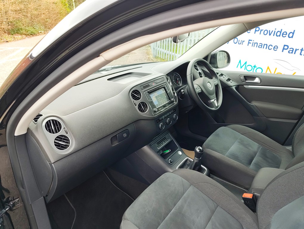 Used Volkswagen Tiguan 2015 for sale - 78000571: Photo 9