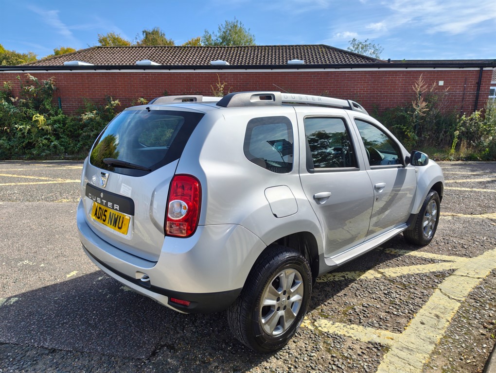 Used Dacia Duster 2015 for sale - 76322120: Photo 4