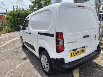 Used Peugeot Partner 2019 for sale - 75569985: Photo