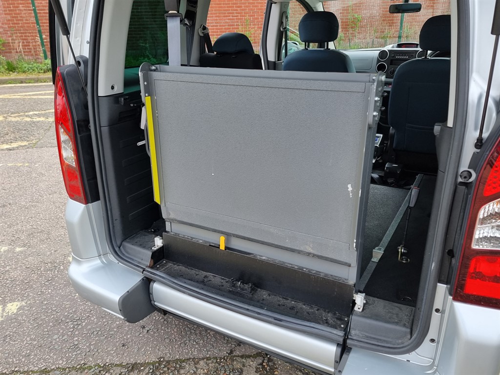 Vehicle 14