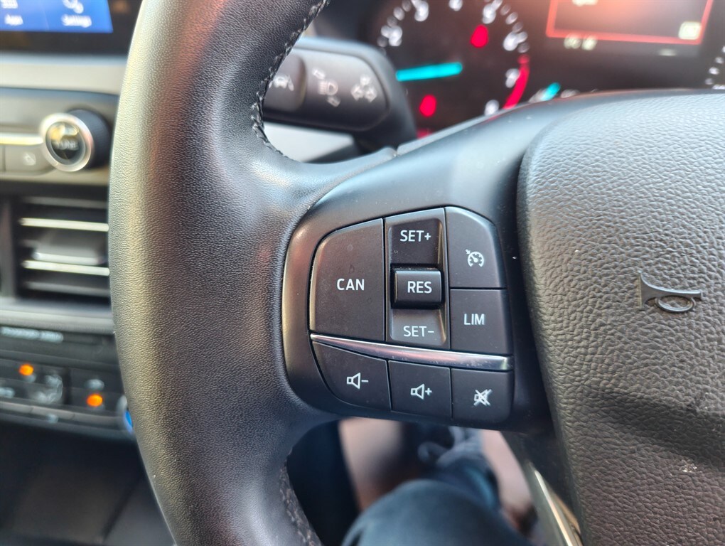 Used Ford Focus 2022 for sale - 76766569: Photo 15