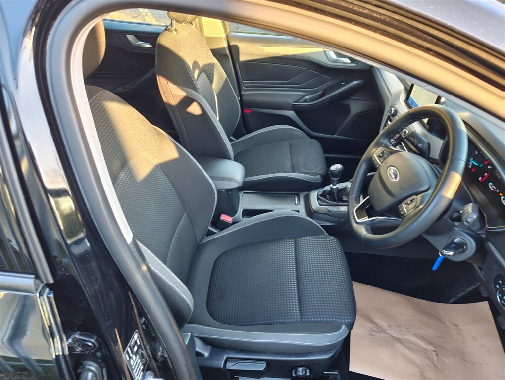 Used Ford Focus 2022 for sale - 76766569: Photo 8