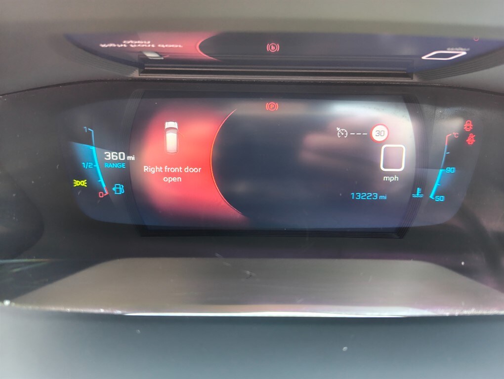 Used Peugeot 208 2022 for sale - 77225452: Photo 11