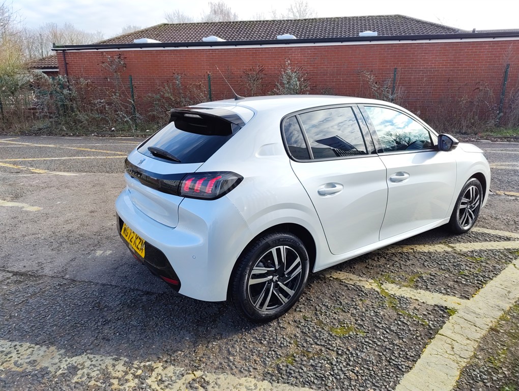 Used Peugeot 208 2022 for sale - 77225452: Photo 5