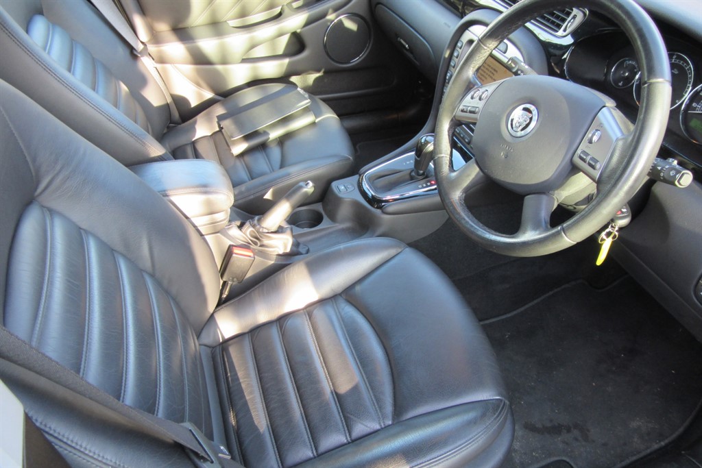 Used Jaguar X-Type 2009 for sale - 77653380: Photo 12
