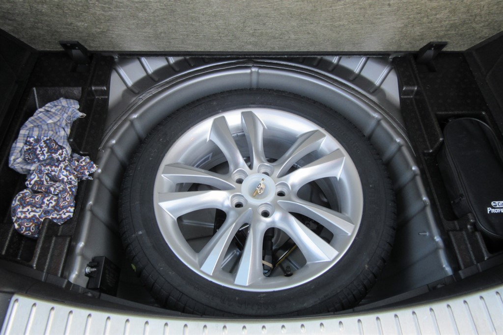 Used Jaguar X-Type 2009 for sale - 77653380: Photo 9