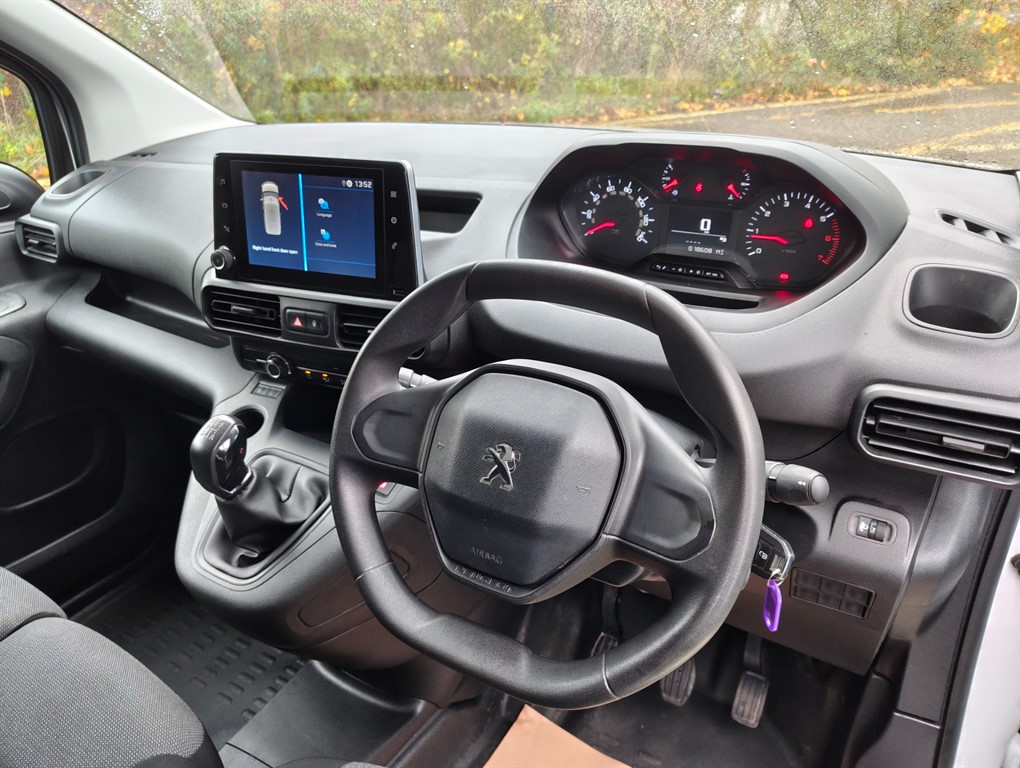 Used Peugeot Partner 2020 for sale - 76332388: Photo 7