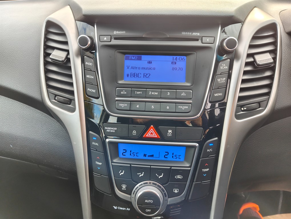 Used Hyundai i30 2014 for sale - 76355325: Photo 10