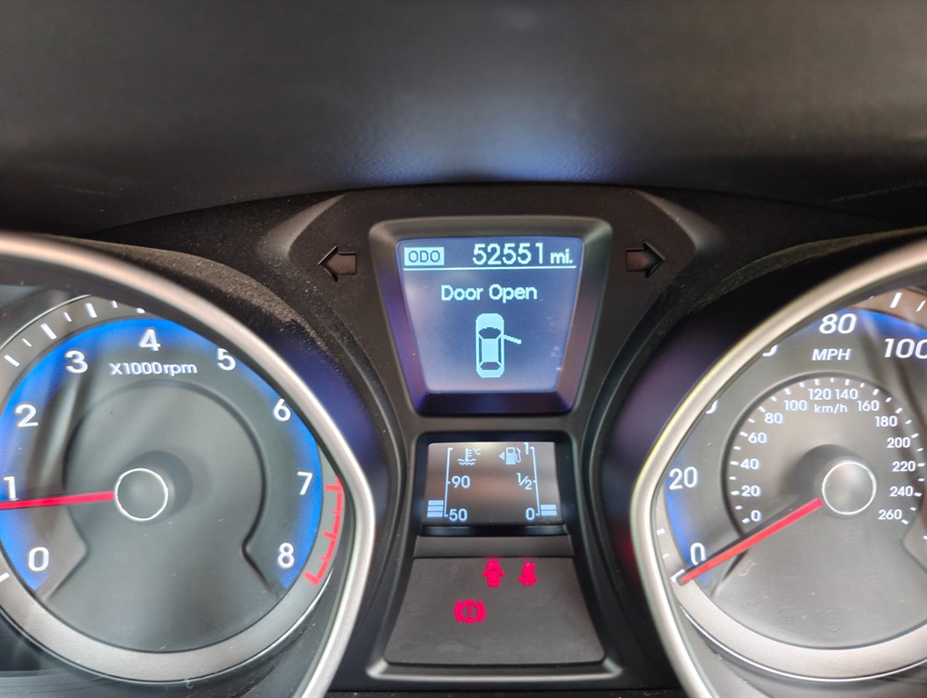 Used Hyundai i30 2014 for sale - 76355325: Photo 11