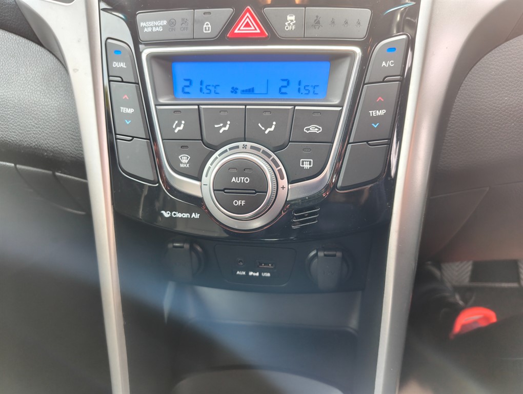 Used Hyundai i30 2014 for sale - 76355325: Photo 12