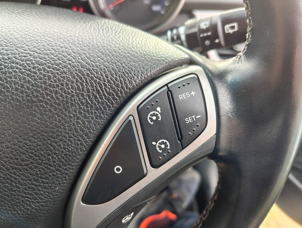 Used Hyundai i30 2014 for sale - 76355325: Photo 14