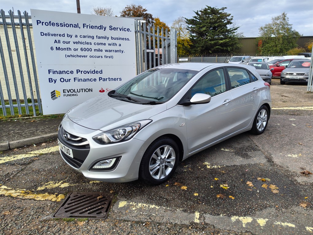 Used Hyundai i30 2014 for sale - 76355325: Photo 2