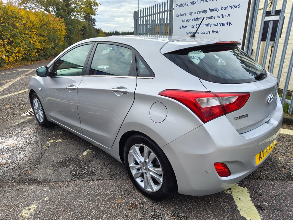 Used Hyundai i30 2014 for sale - 76355325: Photo 5
