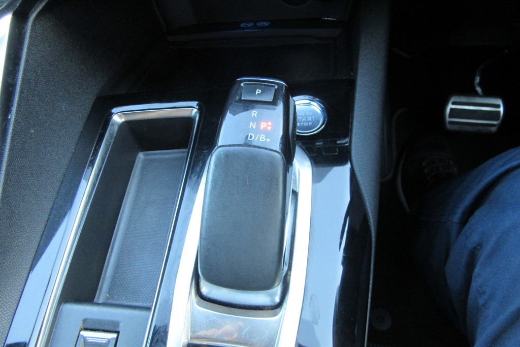 Used Peugeot 3008 2020 for sale - 76018304: Photo 17