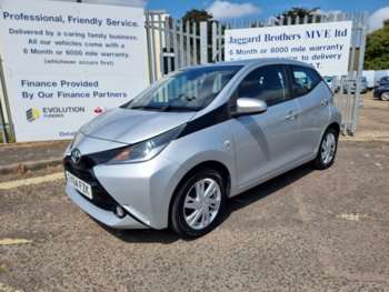 2014 - VVT-I X-PRESSION 5-Door