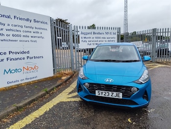 Used Hyundai i10 2023 for sale - 78791900: Photo
