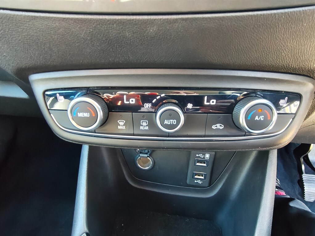 Used Vauxhall Crossland 2023 for sale - 77934809: Photo 19