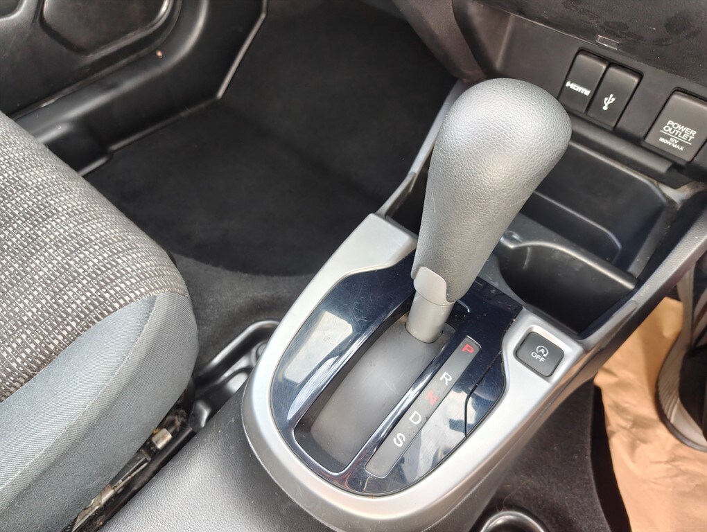 Used Honda Jazz 2016 for sale - 76240964: Photo 10