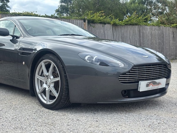 Used Aston Martin Vantage 2007 for sale - 75411164: Photo 10