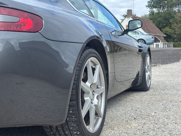 Used Aston Martin Vantage 2007 for sale - 75411164: Photo 20