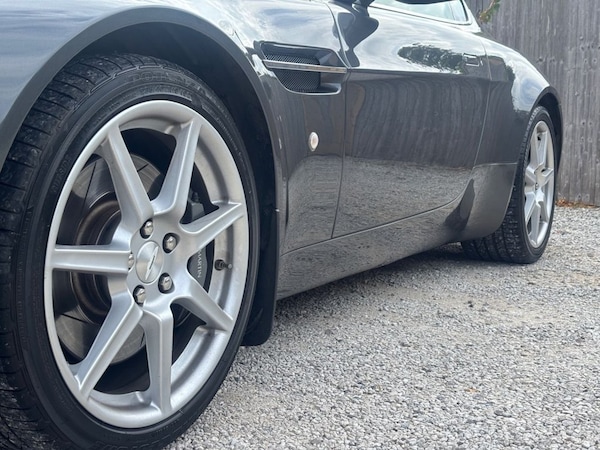 Used Aston Martin Vantage 2007 for sale - 75411164: Photo 24