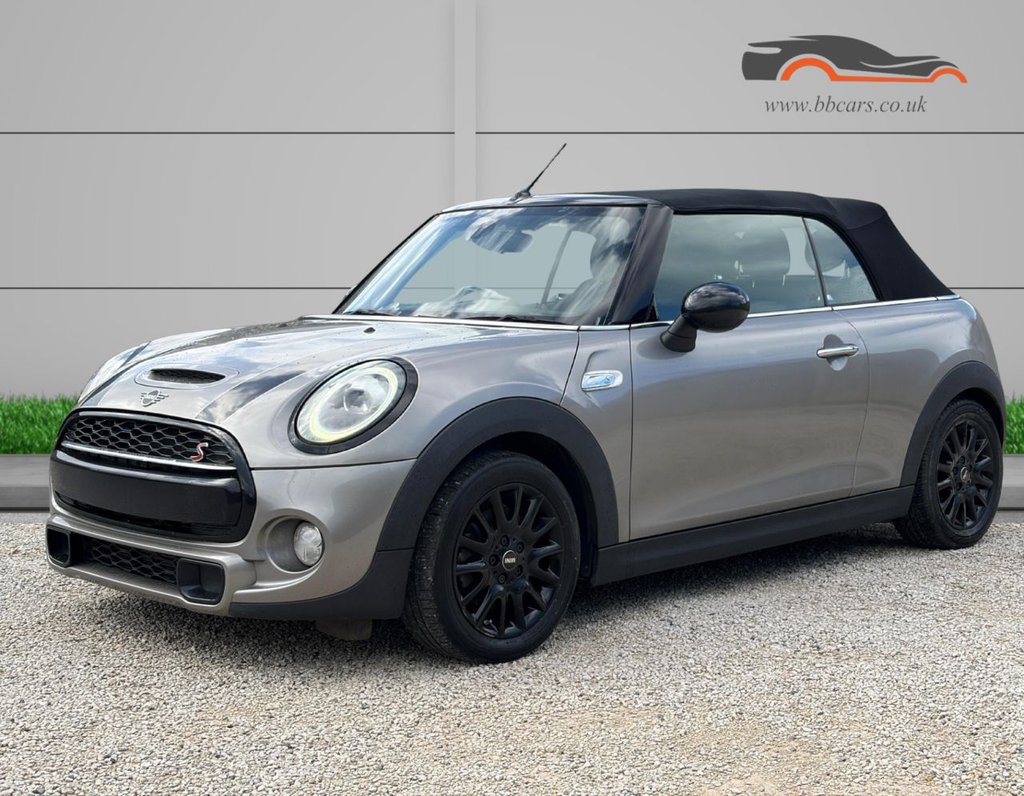 Used MINI Convertible 2019 for sale - 77835647: Photo 1