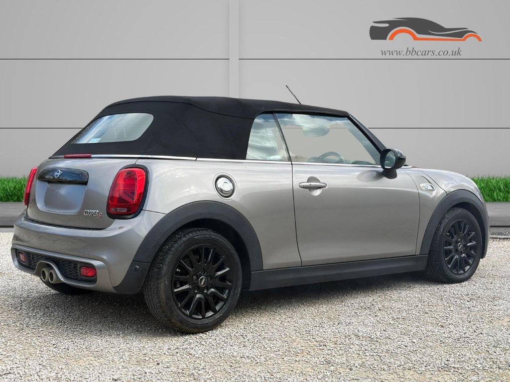 Used MINI Convertible 2019 for sale - 77835647: Photo 5