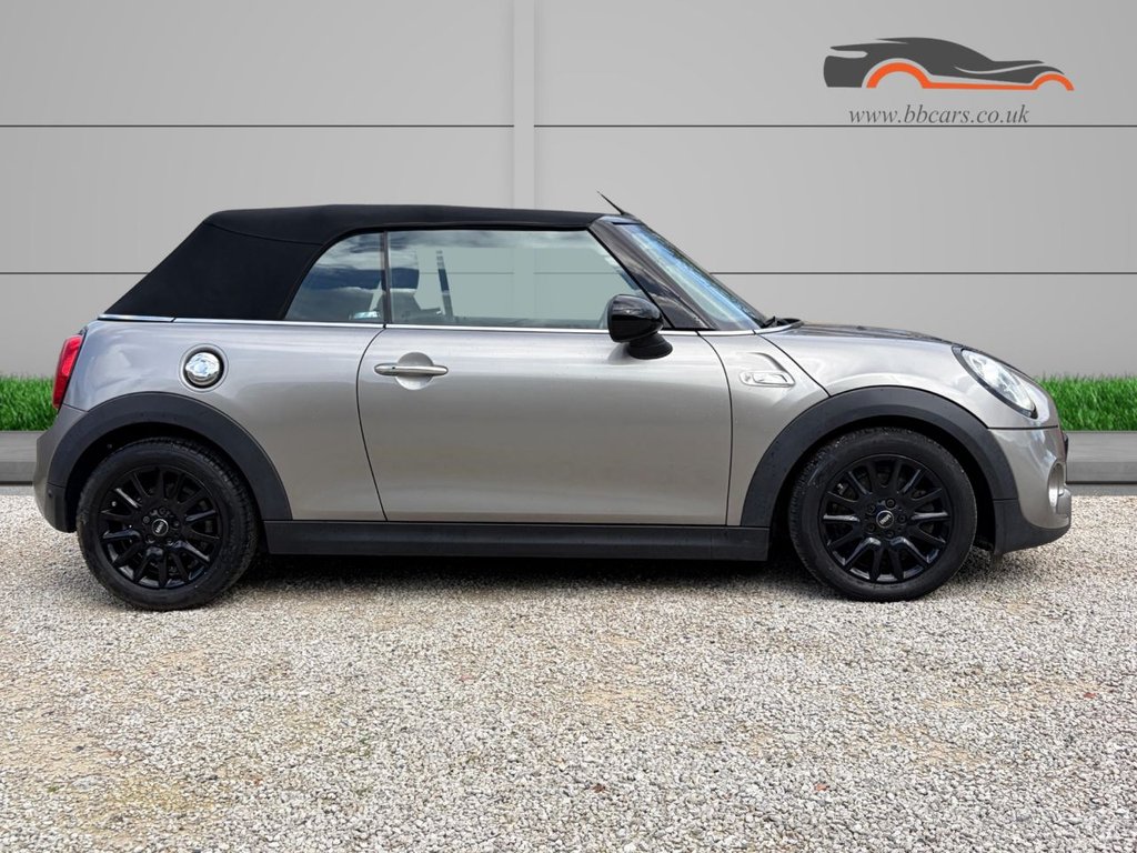 Used MINI Convertible 2019 for sale - 77835647: Photo 6