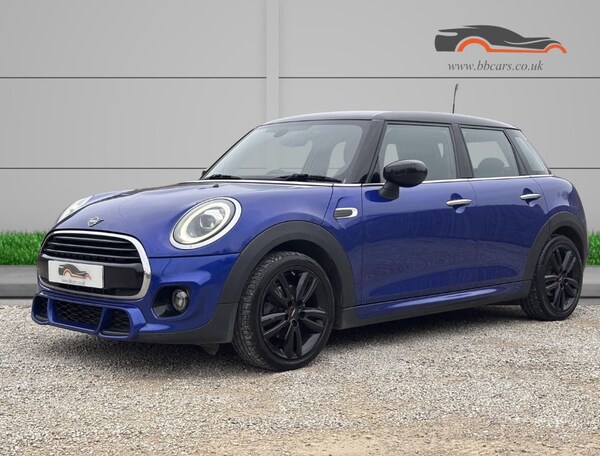 Used MINI Hatch 2019 for sale - 72765938: Photo 1