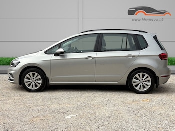 Used Volkswagen Golf SV 2018 for sale - 78954887: Photo
